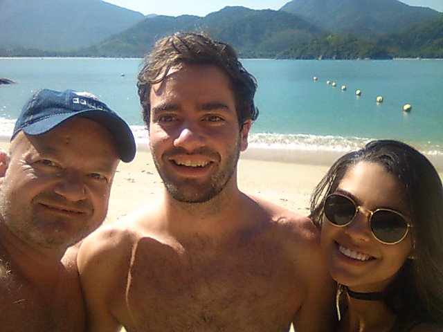 Deutschland, Spanien, Brasilien; Journalist, Architekt, Psychologin: Was sollte bei der Kombi schief gehen?