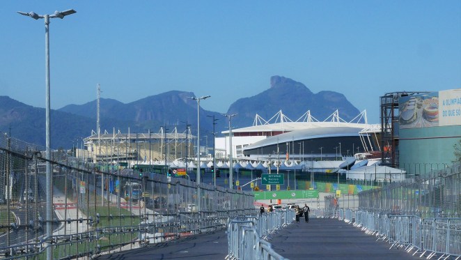 Blick, wenn ich vom Busterminal runter gehe Richtung Olympiapark